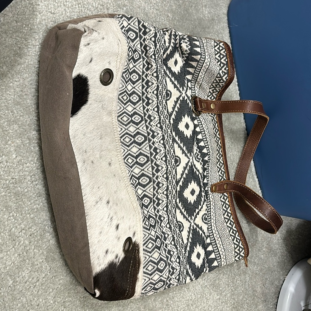 Myra Bag